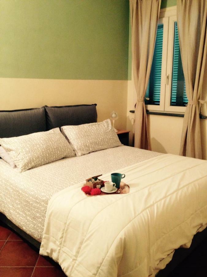 Casa Camilla Apartment Viareggio Ngoại thất bức ảnh